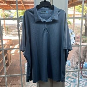 Men’s golf shirt. 4XB.  Roundtree and Yorke.